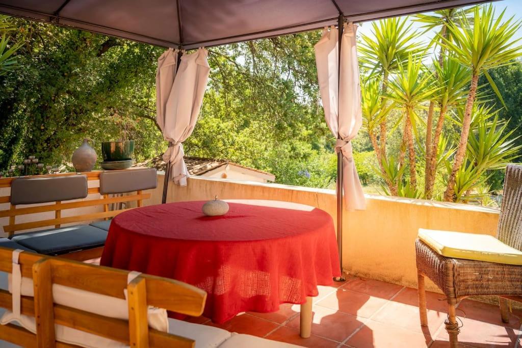 Villa Rhea Roquebrune-sur-Argens Buitenkant foto